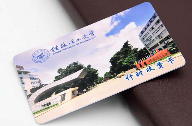 非接觸式智能卡如何工作？